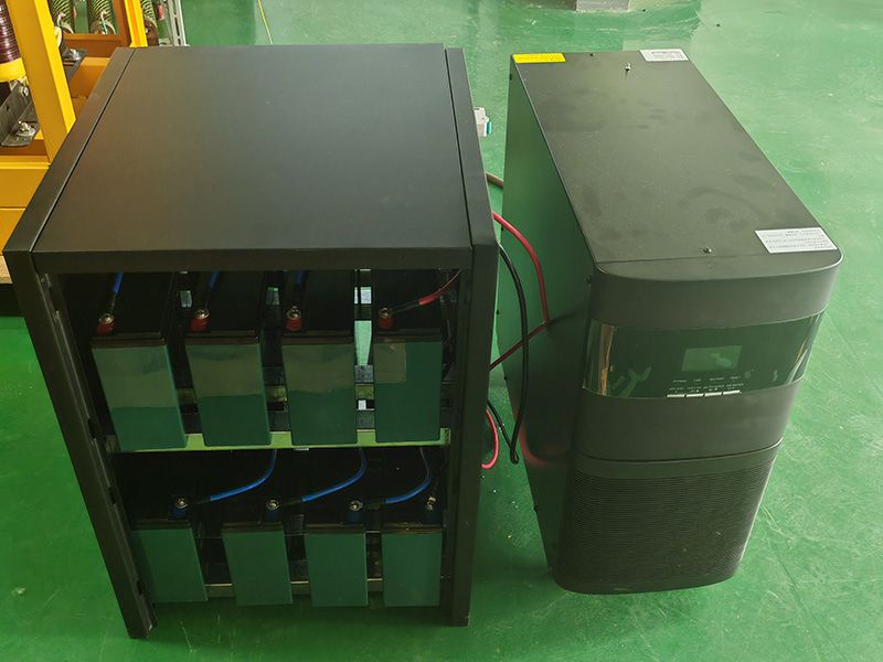 UPS及電池箱